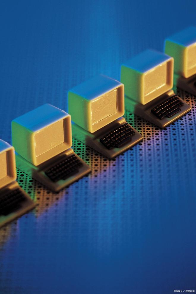 CPO光電共封裝助力AI發展，光電器件企業業績有望增幅300%